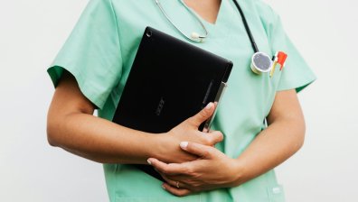 "Заплащането е унизително": Работещите в психиатриите искат 50% по-високи заплати