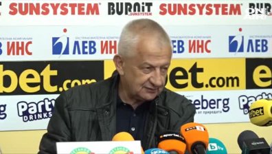 Крушарски със залп по адрес на Акрапович и ЦСКА