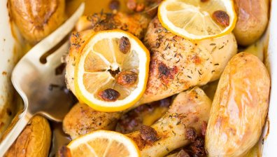 Рецепта за пиле с мед и чесън със сладки картофи