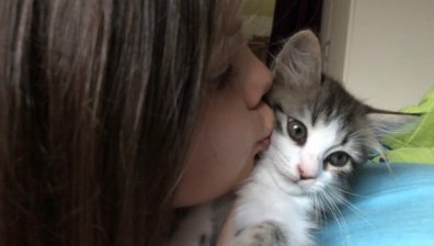 Малката Радост е само на 8 години, но мечтае да промени света!