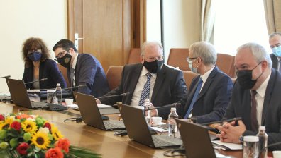 МС обсъжда финансова помощ за семействата заради цените на горивата