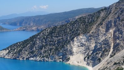 От "Mamma Mia!" до "Одисея": Как Холивуд вдига цените на имотите в Гърция
