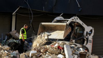 Израел атакува Бейрут и взе 2 жертви, най-малко 17 души са ранени