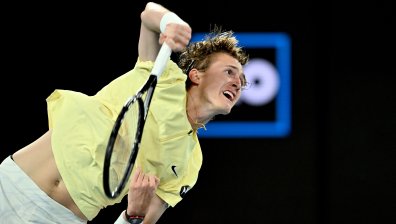 Вдъхновен Корда изхвърли фаворита Медведев от Australian Open