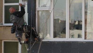 Със 100 млн. лв. санират еднофамилни къщи