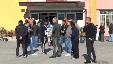 Роми признаха: Предлагат ни между 20 и 50 лева за глас