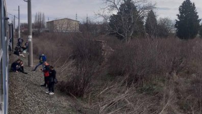 Влак блъсна жена в Стара Загора, загинала е на място