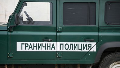 Гранични полицаи спасиха 5-годишно дете в Приморско
