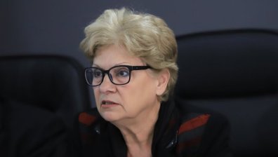 Комитова: Два месеца не са достатъчни за отстраняване на корупцията
