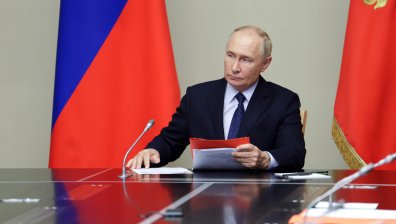 Владимир Путин: За съжаление Русия трябва да защитава своя народ с оръжие в ръце