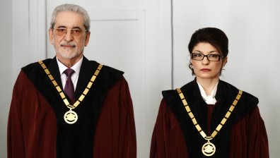 КС: Мандатът на Атанасова и Белазелков няма да е 9 години