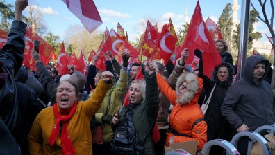 Задава се мащабен протест в Турция след ареста на Екрем Имамоглу