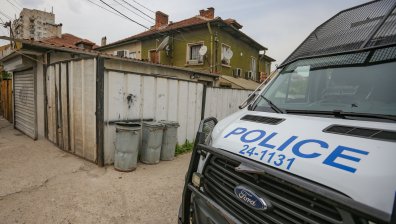 Откриха нелегални мигранти в необитаема къща във Видинско