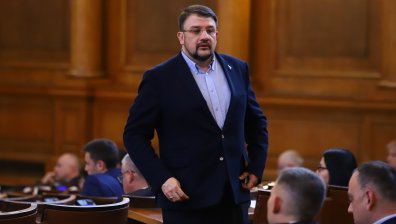Настимир Ананиев ще съди Слави Трифонов заради скандала с "Нексо"