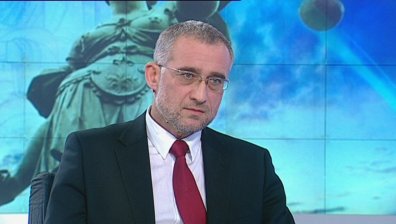 Н.Гунчев: Политиците да не въздействат върху кариерата на съдиите