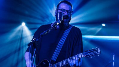 Клипът към новата песен на P.I.F. - с участието на 46 артисти и в памет на Димо (ВИДЕО)