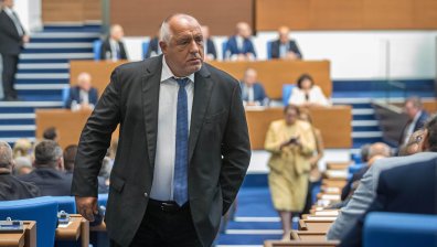 Божанов завеща папка на Борисов, питат депутата от ПП-ДБ руско прокси ли е (ВИДЕО)