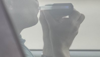 Две нови лаборатории в Пловдив и Бургас поемат пробите за алкохол и наркотици