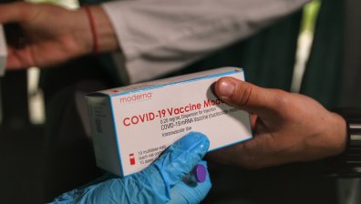 Германия: Moderna не се препоръчва за хората под 30 г.