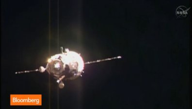 Две жени на борда на Международната космическа станция