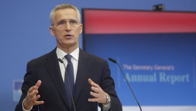 Столтенберг: Русия не се изтегля от Украйна, а се препозиционира, очакваме нови офанзиви