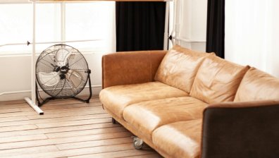 Защо не е добре да спим на включен вентилатор?