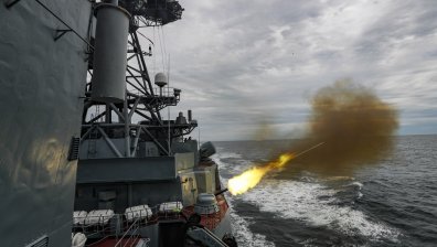 Русия изведе в Японско и Охотско море десетки кораби и над 11 хил. военни