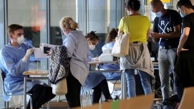 В Германия: Идват от България и пренасят коронавирус