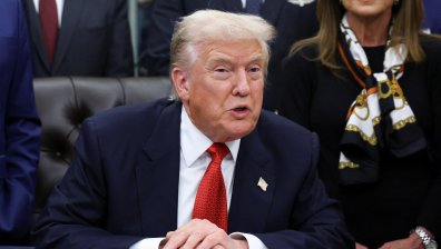 ЕС приема големи промени спрямо AI под критиките на Тръмп