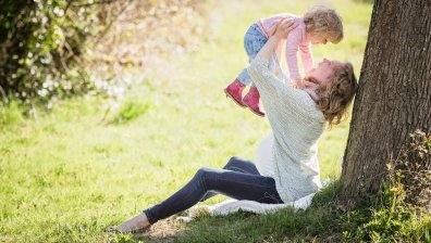 Съветът на психолога: Майки, живейте в настоящето и кажете "сбогом" на вината