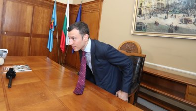 Терзиев обеща да не вдига данъците в София, ново напрежение по оста - ГЕРБ - ПП-ДБ