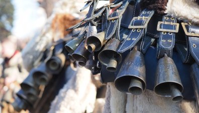 Кукери прогониха злото в Главиница на Джумаловден