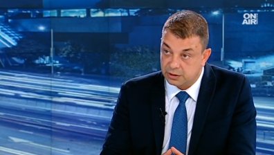 Лесно е да даваш популистки предложения, когато си в опозиция, смята патриот