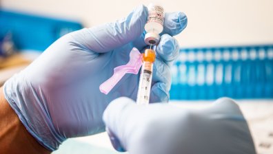 Ето къде задължават учителите да се ваксинират