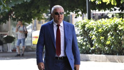 Веселин Марешки привлечен като обвиняем за изнудване