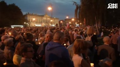 Хиляди на протест във Варшава срещу съдебни реформи