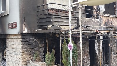 Заведение и триетажна сграда в Стара Загора горяха, има евакуирани