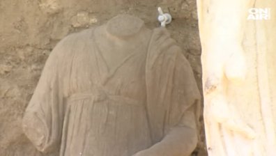 Откриха ценна находка в Хераклея Синтика - мраморна статуя на жрица 