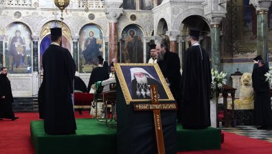 Русия не е потвърдила дали ще има представител на опелото на патриарх Неофит