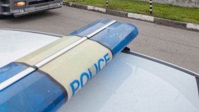 Оставиха в ареста един от четиримата полицаи, обвинени във вземане на подкуп от шофьор