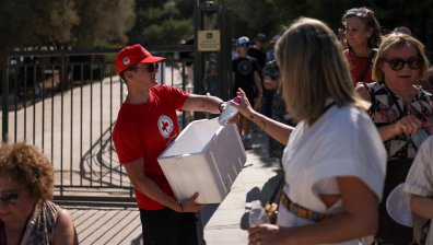 Гореща вълна обхваща Гърция, температурите ще достигнат 45 градуса