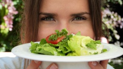 Диета с 1200 калории на ден - полезна ли е?