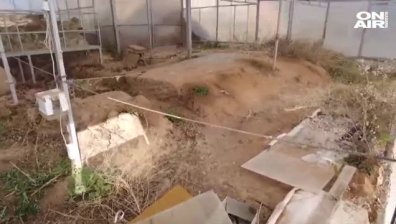 Вандали систематично рушат тракийската гробница в Караново