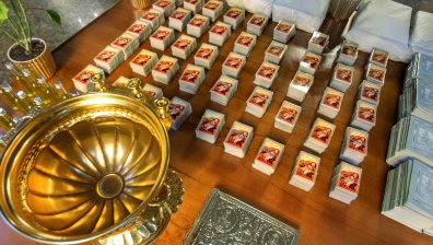 В храма "Св. Неделя" бяха осветени 6000 икони със сцената на Рождество Христово