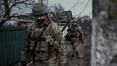 Русия мотивира войници с пари - предлага $2495 месечно (+ВИДЕО)