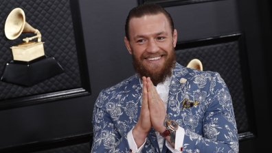 Конър Макгрегър купува "Челси"?