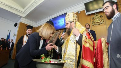 Фандъкова и новата местна власт в София положиха клетва