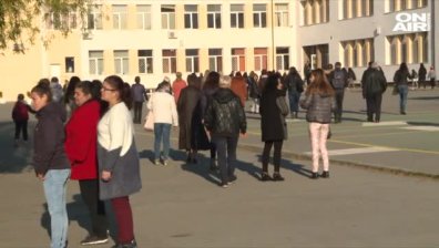 Пореден скандал в училище в Банкя