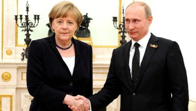 Путин и Меркел с притеснения относно нарушението на мира в Донбас