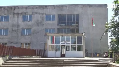 Столично училище помогна на свой общински съименник да отпразнува юбилея си!